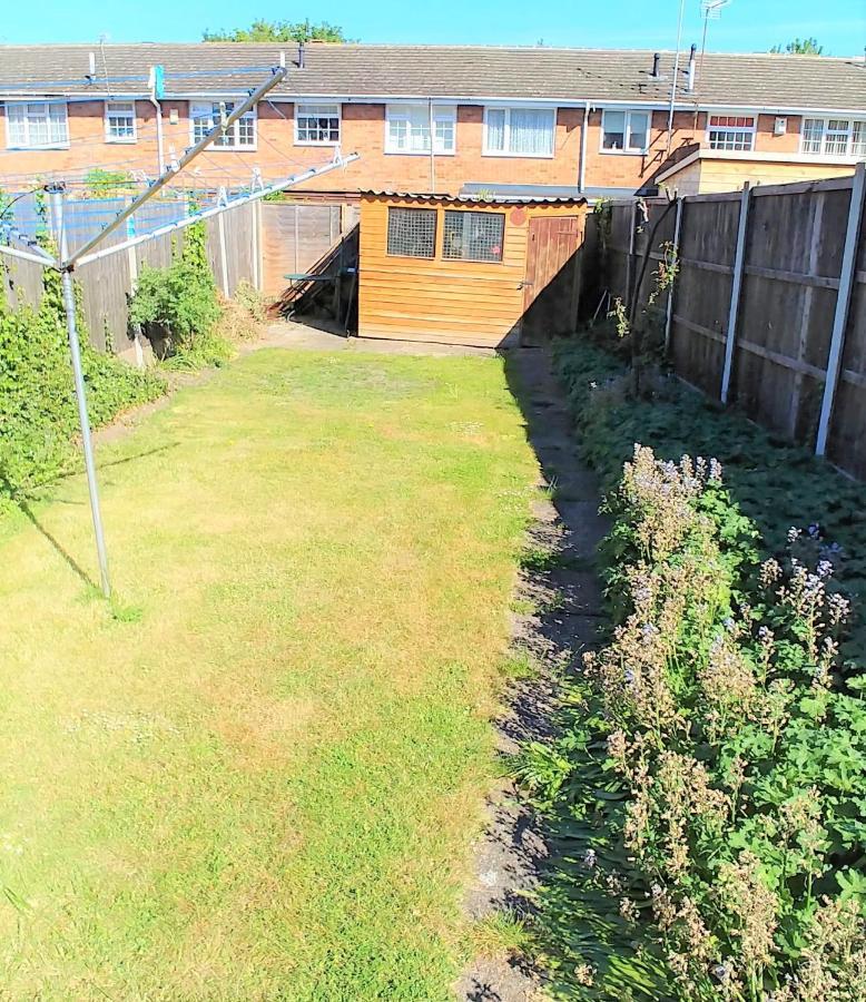 Comfortable Victorian 3 Bedroom Semi-Detached House With Fast Wi-Fi Sittingbourne Exterior photo