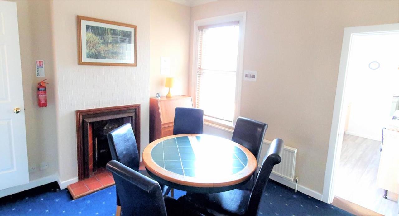 Comfortable Victorian 3 Bedroom Semi-Detached House With Fast Wi-Fi Sittingbourne Exterior photo